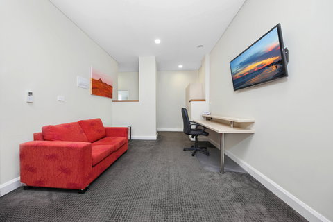 Belconnen Way Motel And Serviced Apartments - St Kilda Accommodation 6