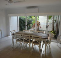 Noosa Entrance Waterfront Resort - St Kilda Accommodation