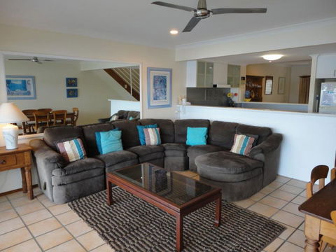 Noosa Entrance Waterfront Resort - St Kilda Accommodation 13