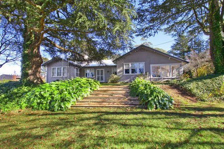Robin Hill - St Kilda Accommodation 0