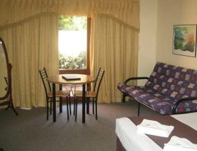 Parkway Motel - St Kilda Accommodation 2
