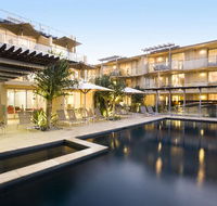 Maison Noosa Luxury Beachfront Resort - St Kilda Accommodation