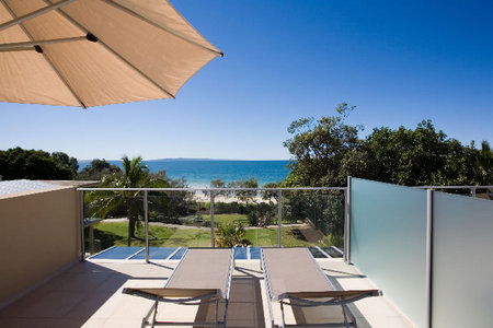 Maison Noosa Luxury Beachfront Resort - St Kilda Accommodation 1