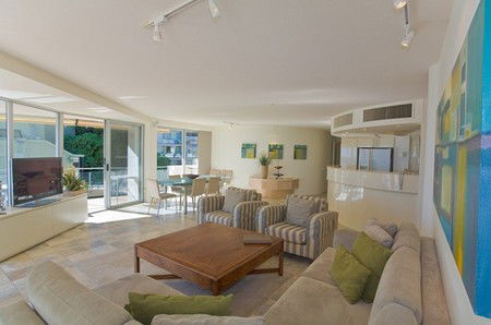 The Cove Noosa - St Kilda Accommodation 3