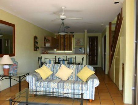 Noosa Terrace And Belmondos - St Kilda Accommodation 2
