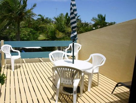 Noosa Terrace And Belmondos - St Kilda Accommodation 3