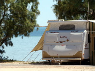 Streaky Bay Foreshore Tourist Park - St Kilda Accommodation 1