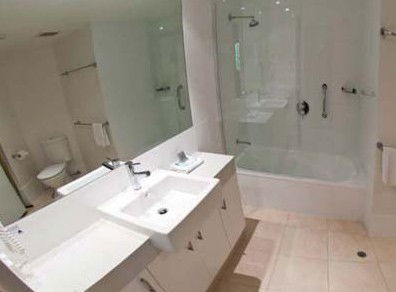 Regatta Riverfront Apartments - St Kilda Accommodation 3