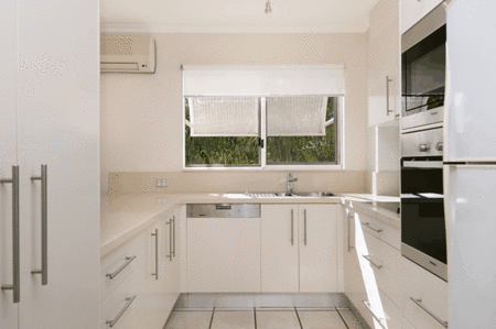 Bali Hai Apartments Noosa - St Kilda Accommodation 4
