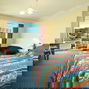 Clan Lakeside Lodge - St Kilda Accommodation 6