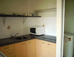 Club Surfers - St Kilda Accommodation 5
