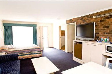 Comfort Inn Big Windmill - St Kilda Accommodation 2