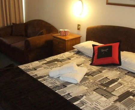 Lilac City Motor Inn & Streakhouse - St Kilda Accommodation 4