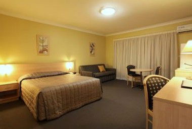 Maclin Lodge Motel - St Kilda Accommodation 4