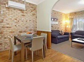 Highlander Motor Inn And Apartments - St Kilda Accommodation 3