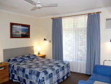 Flying Spur Motel - St Kilda Accommodation 1