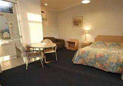 Orange Motor Lodge - St Kilda Accommodation 0