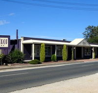 Top Drop Motel - St Kilda Accommodation