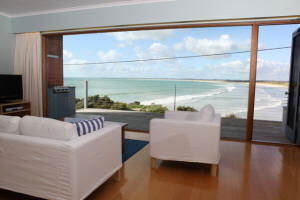 White Sails - St Kilda Accommodation 0