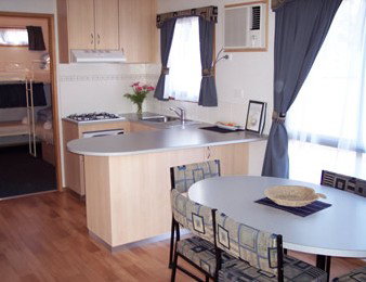 Ocean Point Resort - St Kilda Accommodation 3