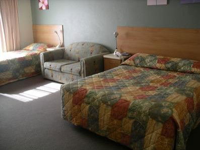 Country Comfort Orange - St Kilda Accommodation 0