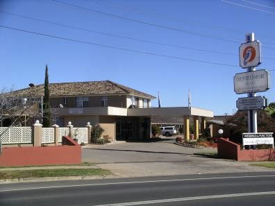 Country Comfort Orange - St Kilda Accommodation 2