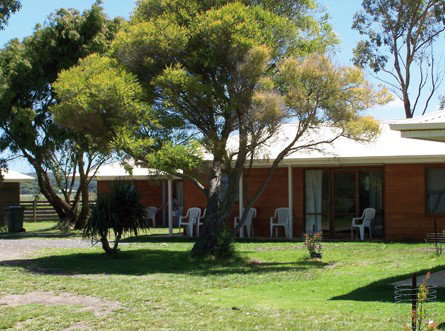 Allestree Holiday Units - St Kilda Accommodation 5