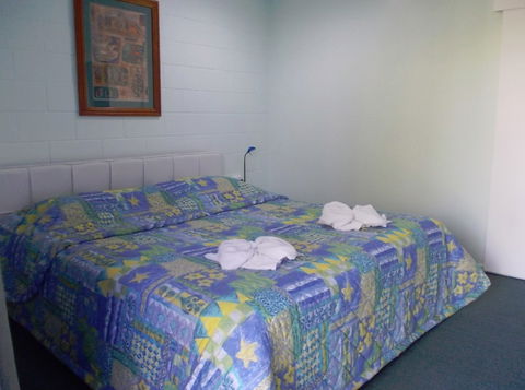 SeaEagles Beach Resort - St Kilda Accommodation 3