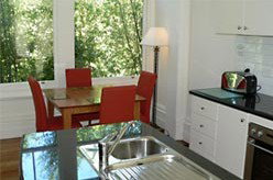 Aaron Lee Waterfront Apartments - St Kilda Accommodation 1