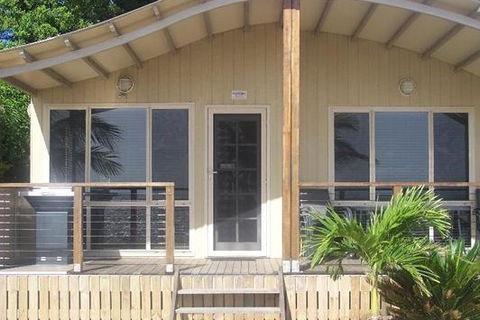 BIG4 Rollingstone Beach Caravan Resort - St Kilda Accommodation 1