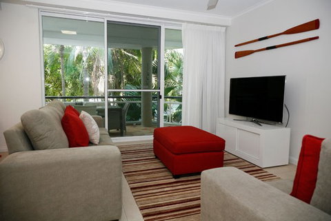 Emerald Noosa Resort - St Kilda Accommodation 4
