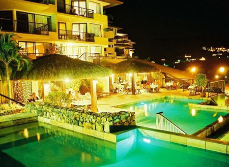 Waters Edge Resort - St Kilda Accommodation 1