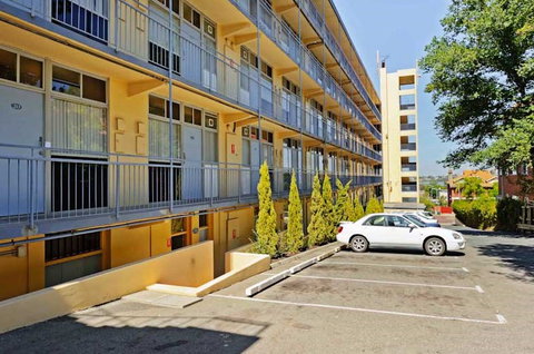 Mountway Holiday Apartments - St Kilda Accommodation 4