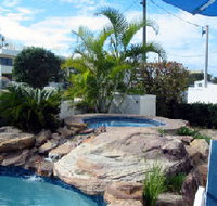 Estoril On Moffat Holiday Apartments - St Kilda Accommodation