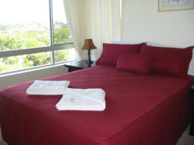 Estoril On Moffat Holiday Apartments - St Kilda Accommodation 6