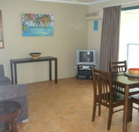 Chez Noosa - St Kilda Accommodation