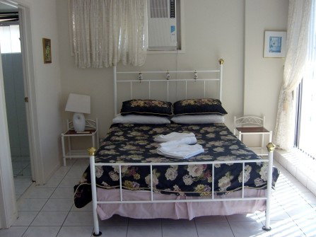 Queensleigh Holiday Apartments - St Kilda Accommodation 2