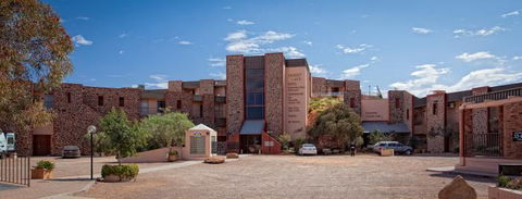 Desert Cave Hotel - St Kilda Accommodation 3
