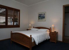 White Sails - St Kilda Accommodation 5