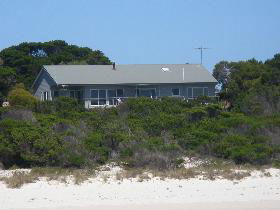Island Beach SA St Kilda Accommodation
