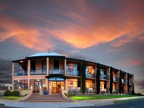 Kangaroo Island Seafront Resort - St Kilda Accommodation 0