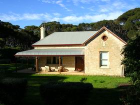 Dudley Villa - St Kilda Accommodation 0
