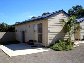 Moonta Bay Cabins - St Kilda Accommodation 0