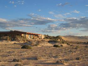 Tiliqua Sunrise - St Kilda Accommodation 0