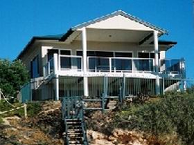 Top Deck Cliff House - St Kilda Accommodation 0