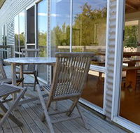 Mrs - St Kilda Accommodation