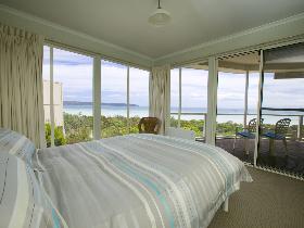 Malibu Lodge - St Kilda Accommodation 0
