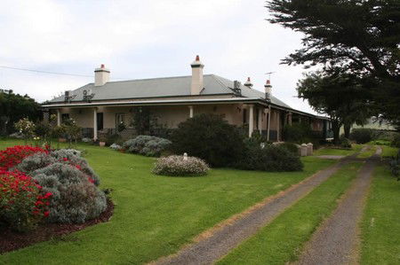Seaview Lodge K.I. - St Kilda Accommodation 3