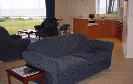 Moonta Bay Escape - St Kilda Accommodation 3