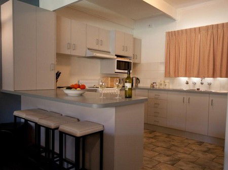River Shack Rentals - The River Classic - St Kilda Accommodation 2